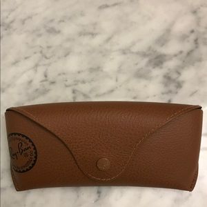 Ray bans brown sunglasses case